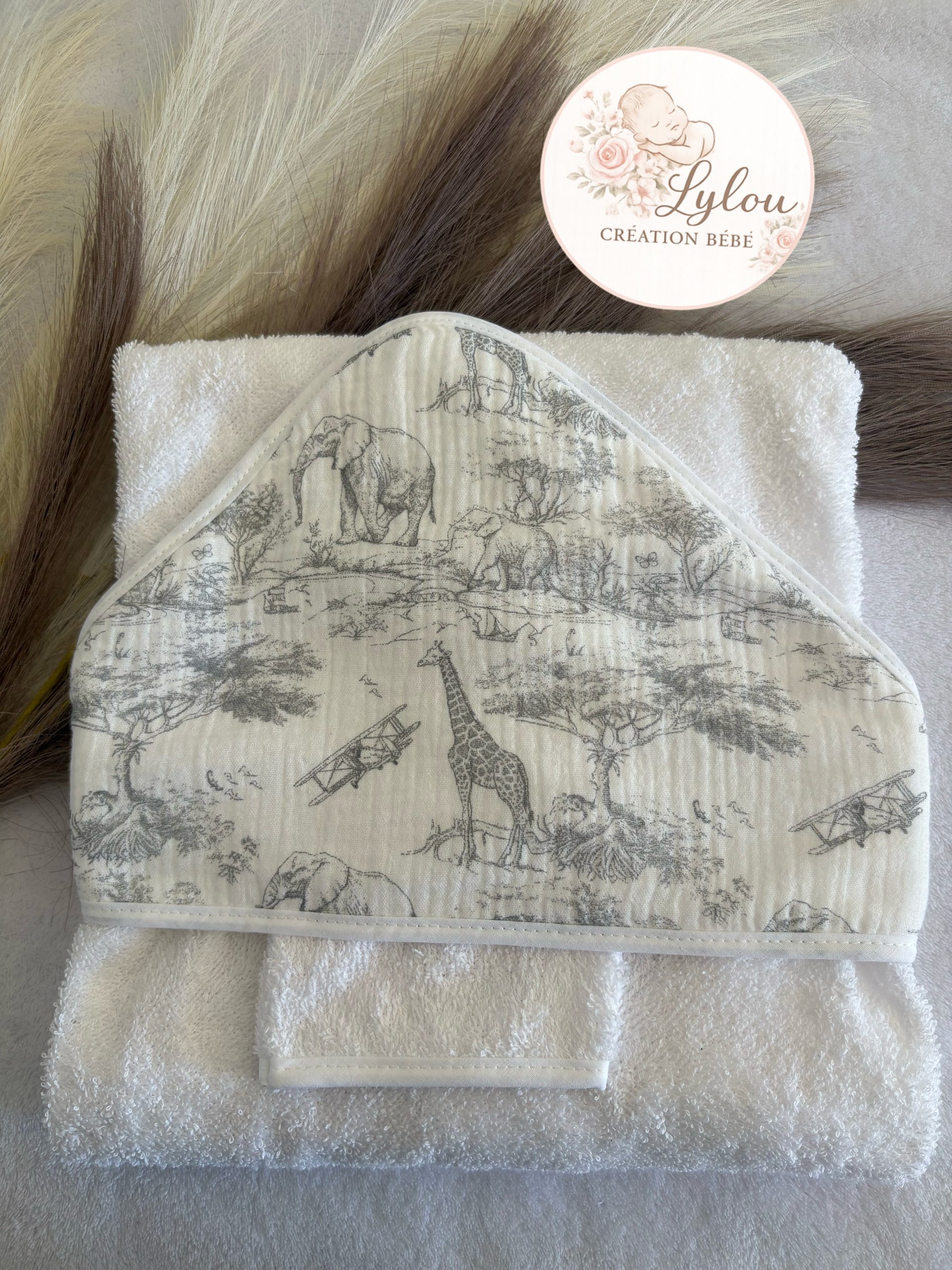 Cape de bain bébé safari en coton Douce, absorbante et personnalisable – Image 2